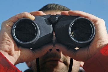 best binoculars for long distance viewing